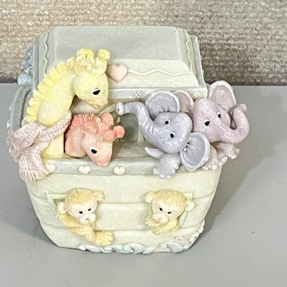 Vintage Noah's‎ Ark baby Nursery Decor Trinket Box